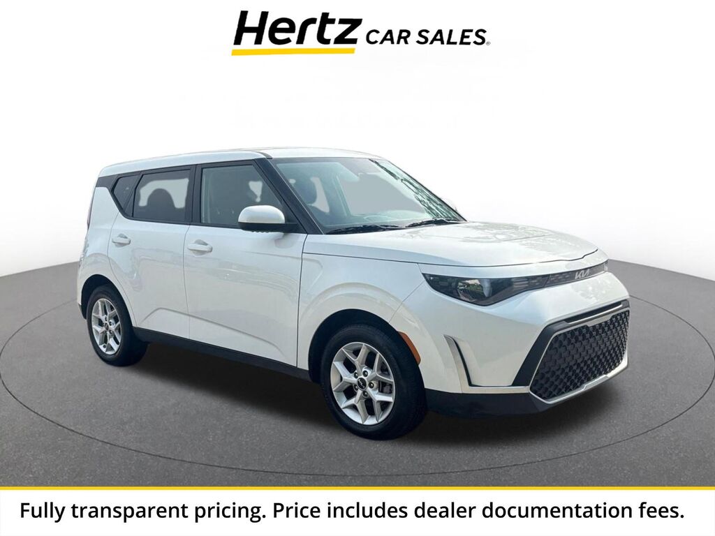 2025 Kia Soul LX — photo 1 of 1