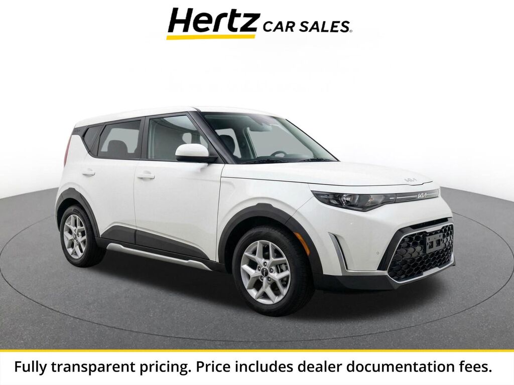 2025 Kia Soul LX — photo 1 of 2