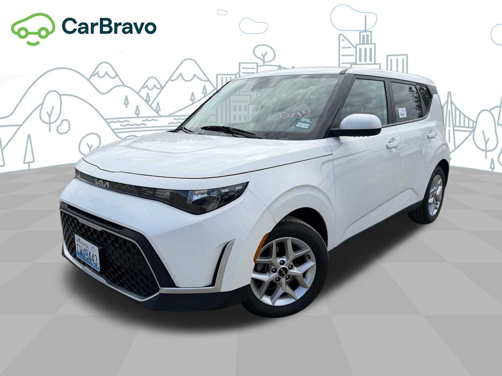 2024 Kia Soul LX — photo 1 of 6