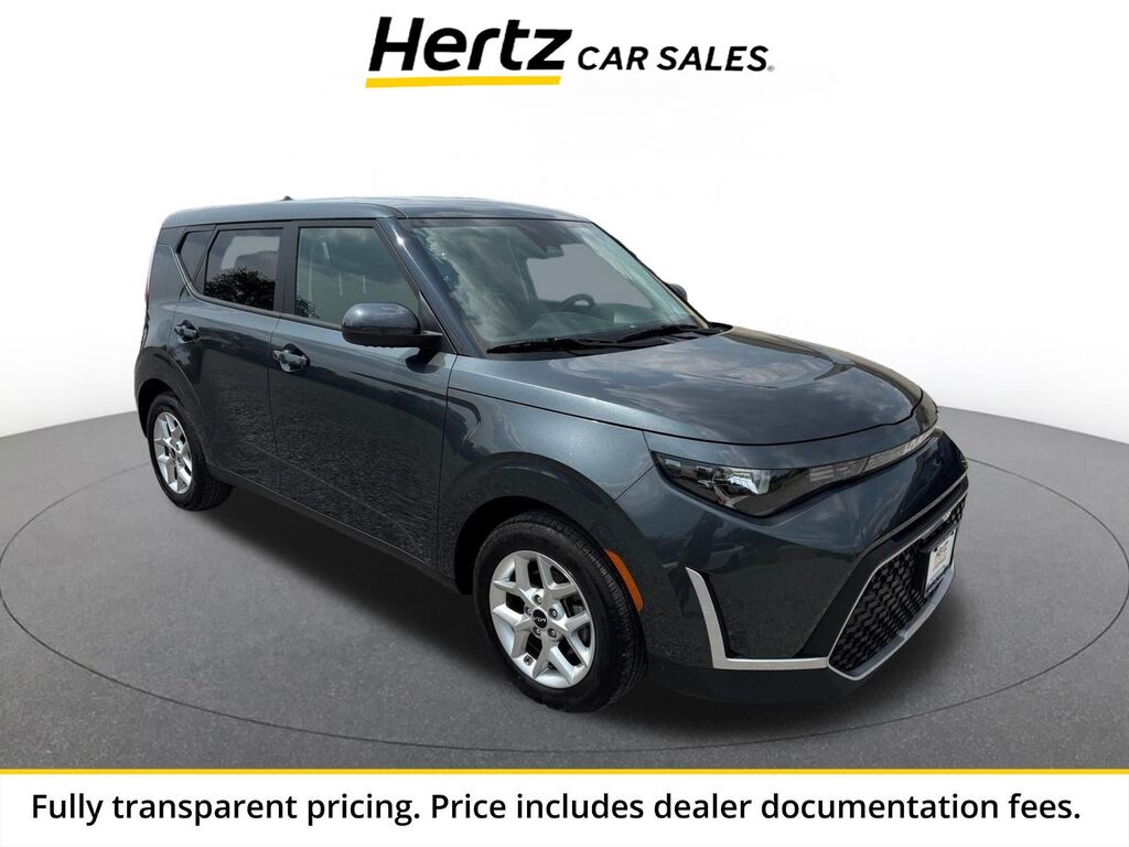 2025 Kia Soul LX — photo 1 of 1