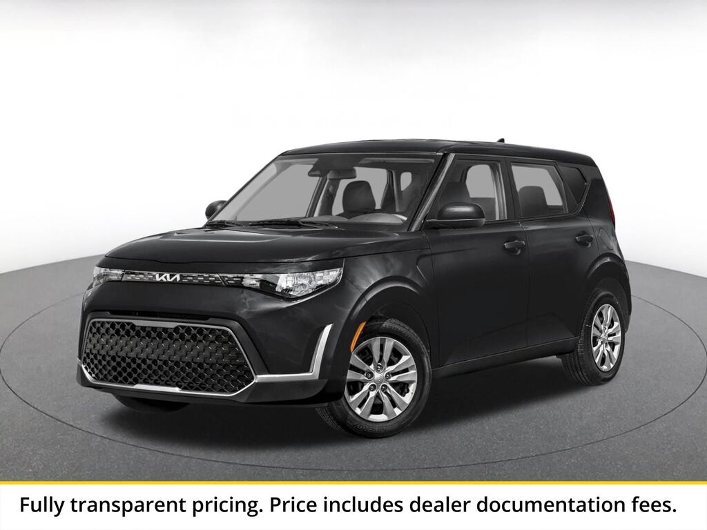 2025 Kia Soul LX — photo 1 of 2