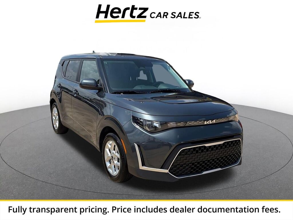 2025 Kia Soul LX — photo 1 of 2