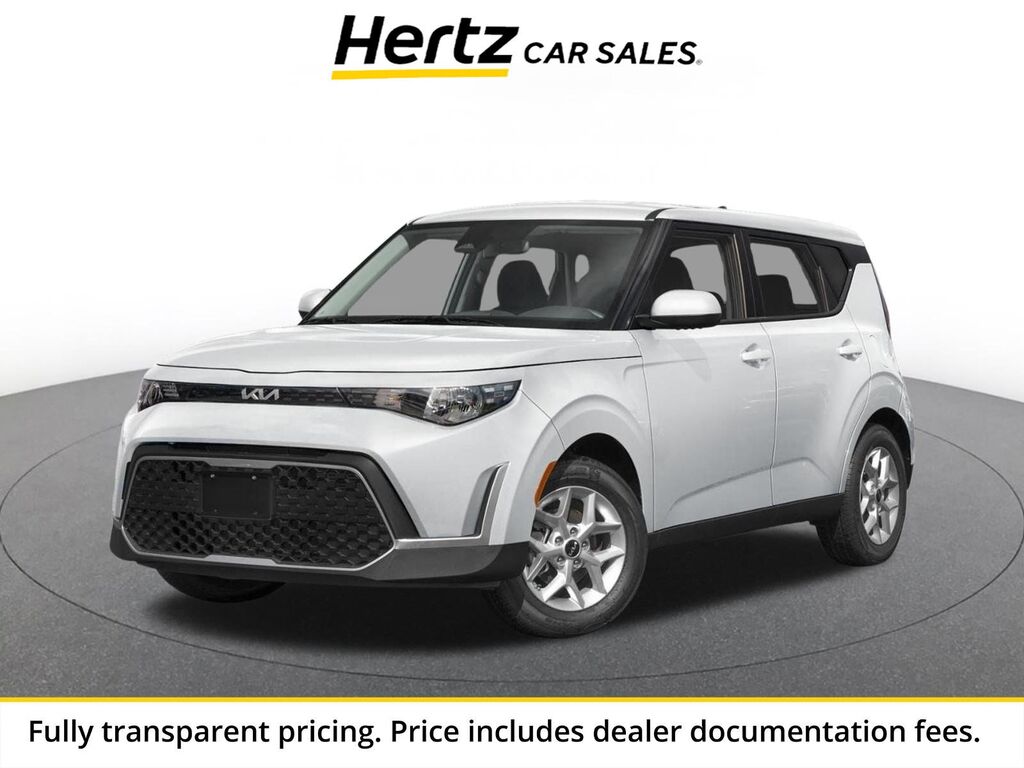 2025 Kia Soul LX — photo 1 of 2