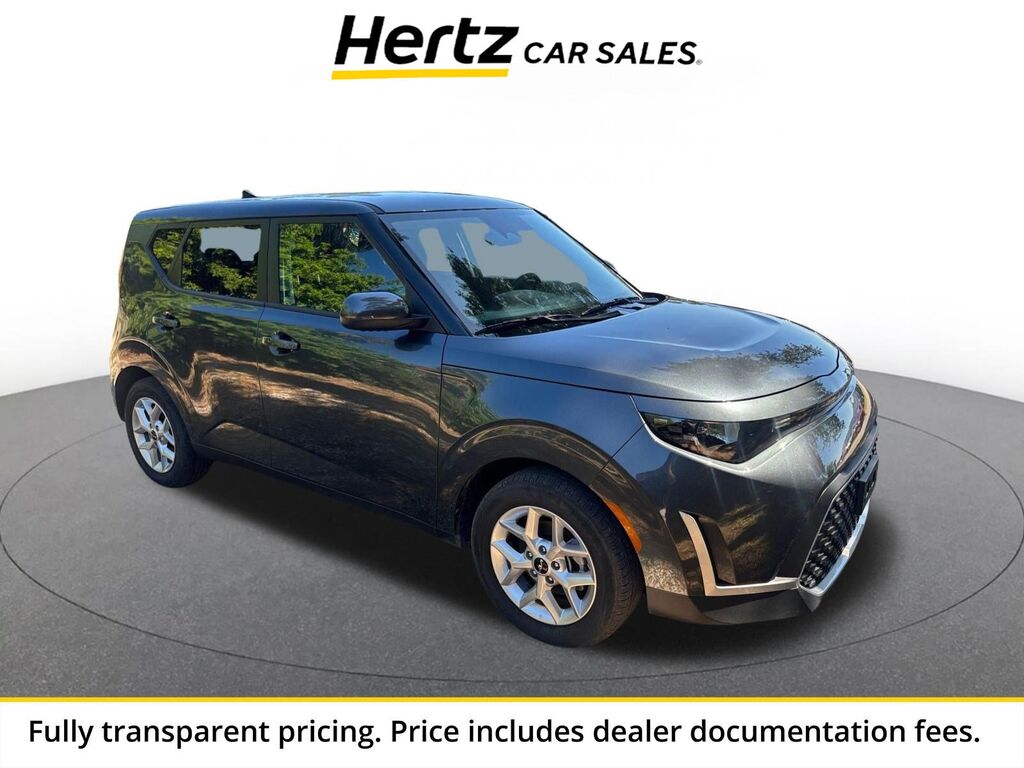 2025 Kia Soul LX — photo 1 of 1