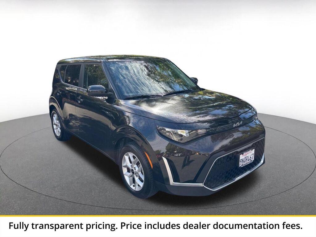 2025 Kia Soul LX — photo 1 of 1