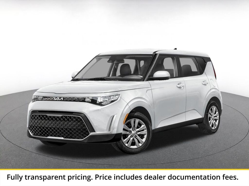2025 Kia Soul LX — photo 1 of 2