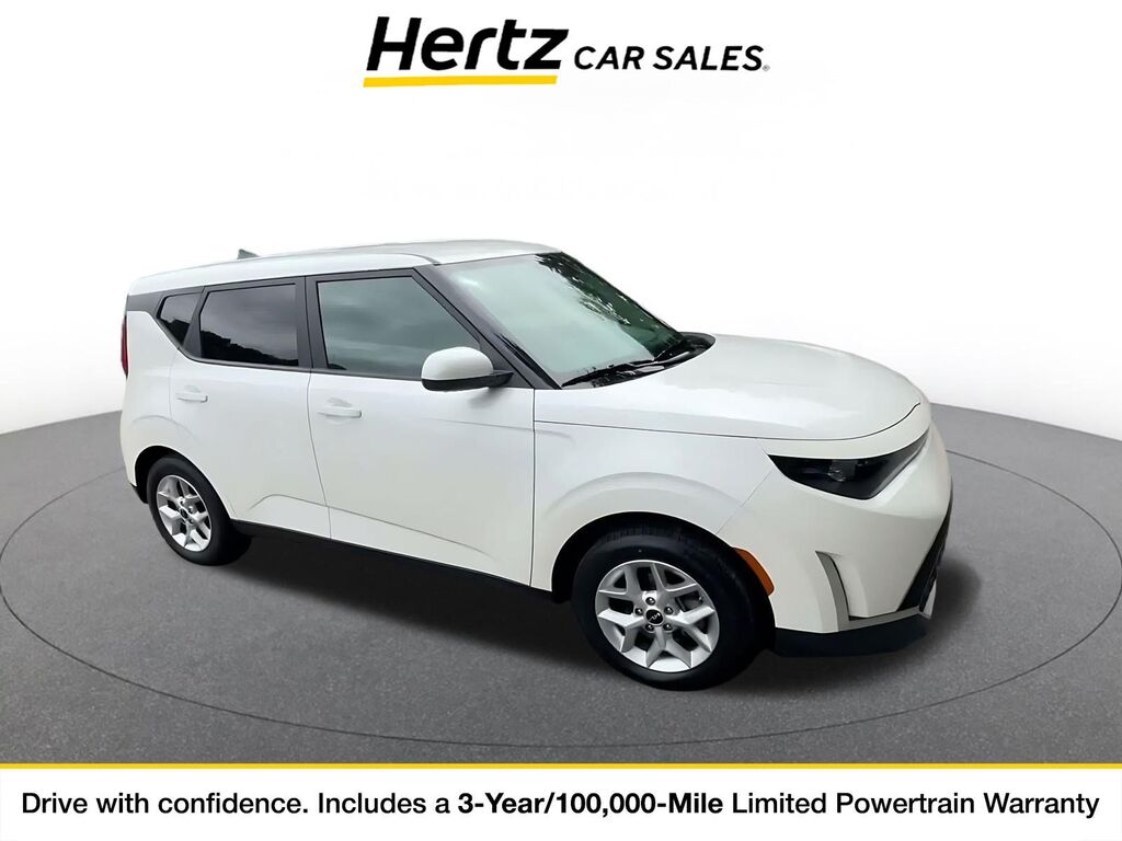 2025 Kia Soul LX — photo 1 of 11
