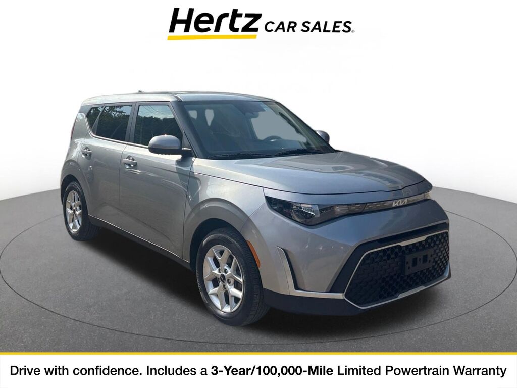 2025 Kia Soul LX — photo 1 of 11