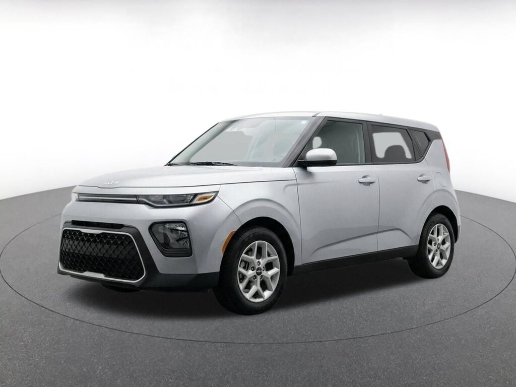 2025 Kia Soul LX — photo 1 of 1