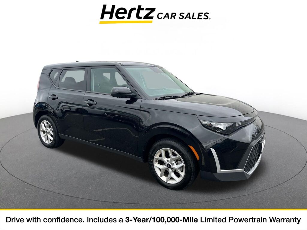 2025 Kia Soul LX — photo 1 of 4