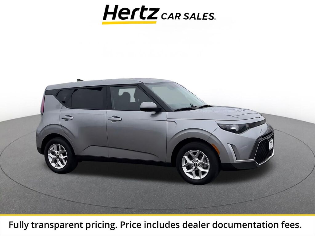 2025 Kia Soul LX — photo 1 of 1