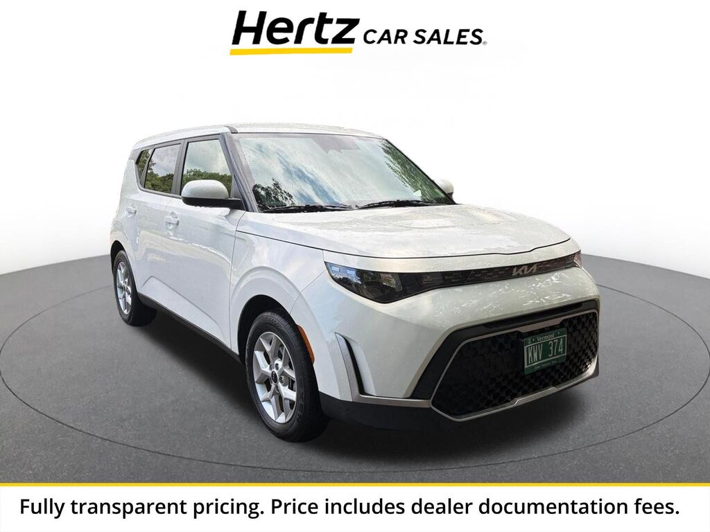 2025 Kia Soul LX — photo 1 of 1