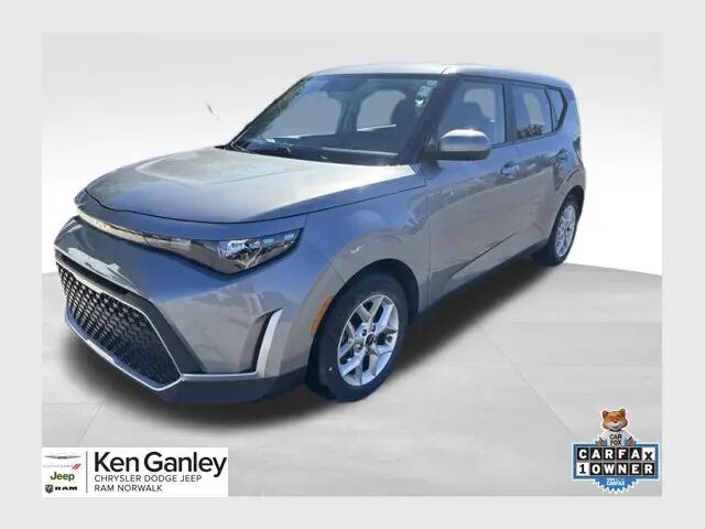 2023 Kia Soul LX — photo 1 of 13