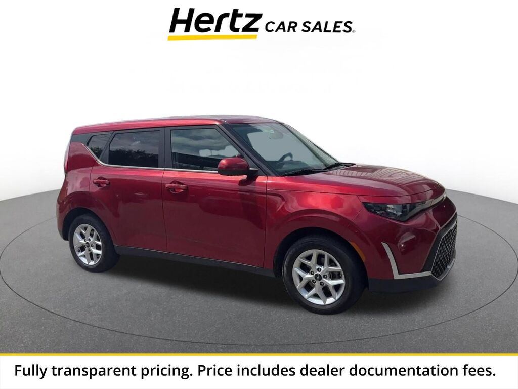 2025 Kia Soul LX — photo 1 of 23