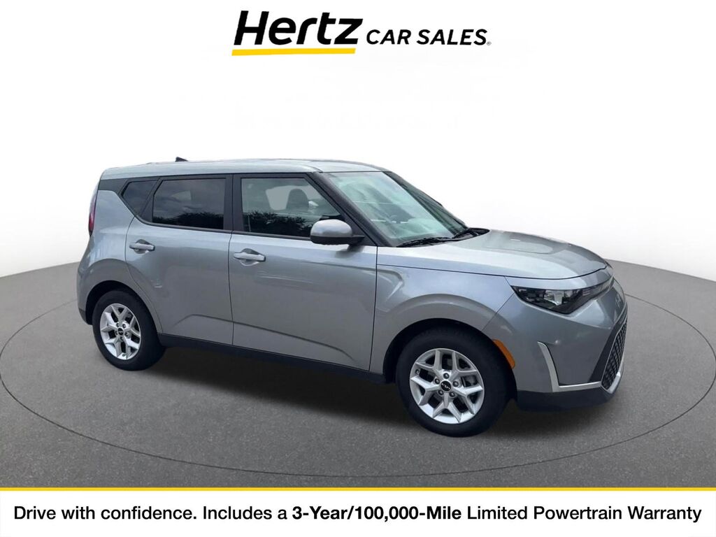 2025 Kia Soul LX — photo 1 of 11