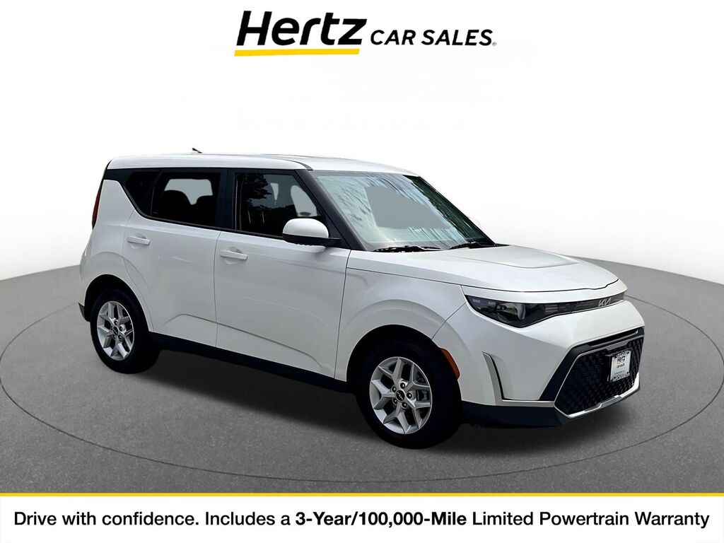 2025 Kia Soul LX — photo 1 of 11