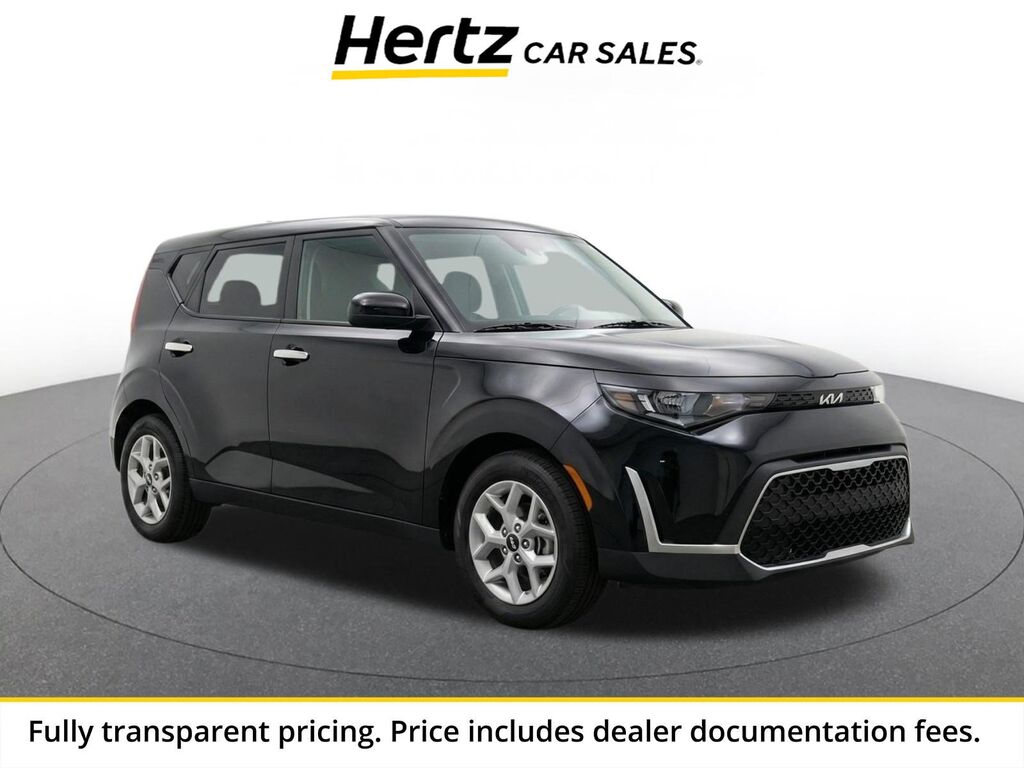 2025 Kia Soul LX — photo 1 of 2