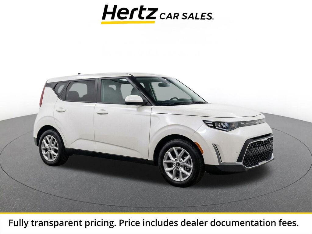 2025 Kia Soul LX — photo 1 of 2