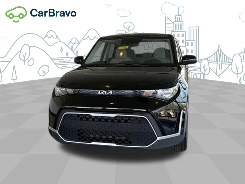 2025 Kia Soul LX — photo 1 of 6