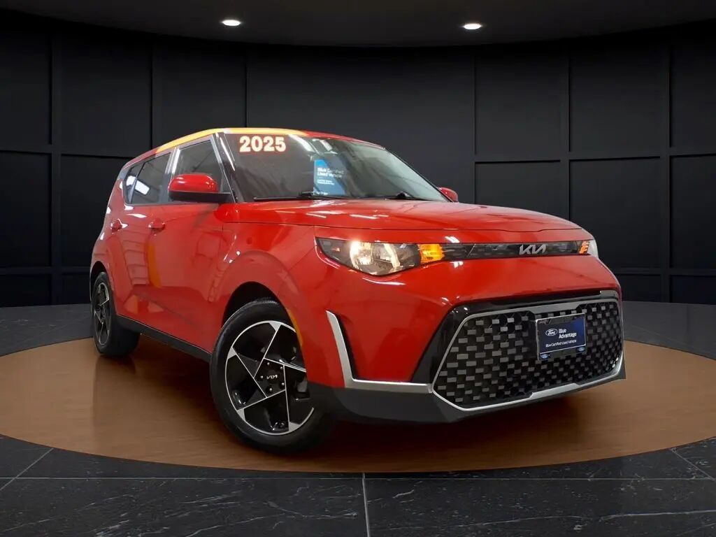 2025 Kia Soul EX — photo 1 of 38