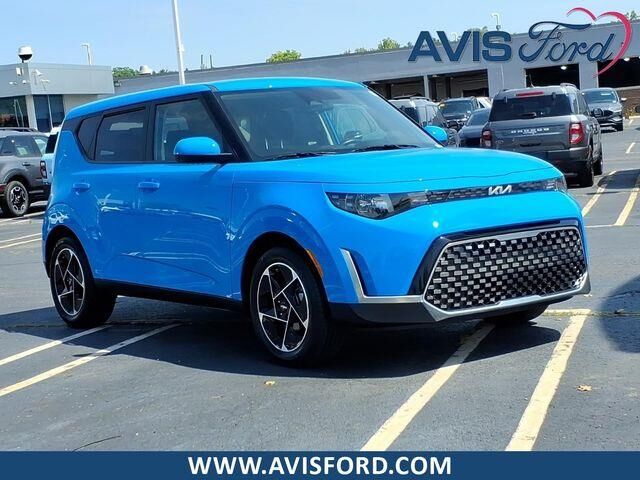 2025 Kia Soul EX — photo 1 of 26