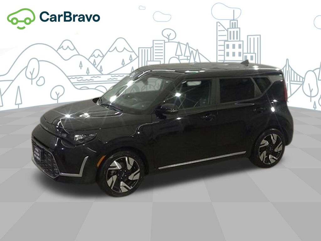 2023 Kia Soul GT-Line — photo 1 of 6