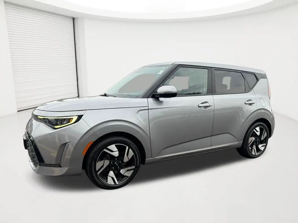2023 Kia Soul GT-Line — photo 1 of 13