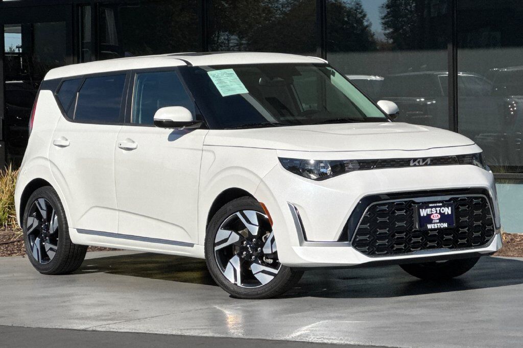 2023 Kia Soul GT-Line — photo 1 of 13