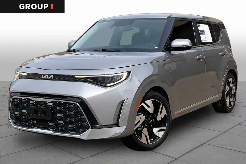 2024 Kia Soul GT-Line — photo 1 of 13