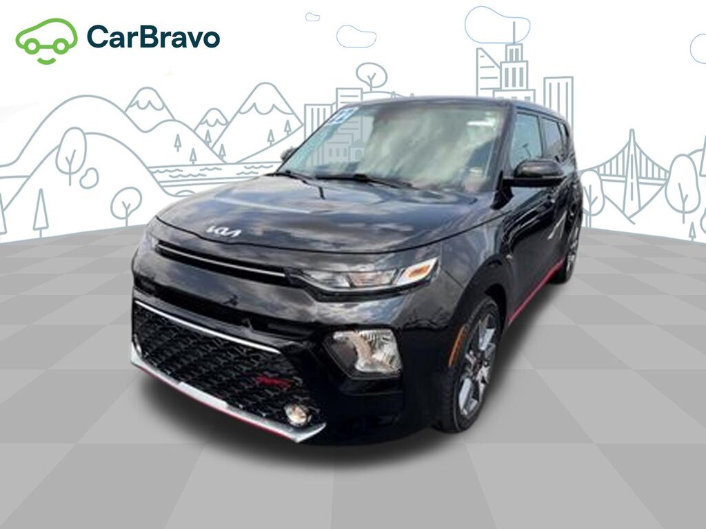 2022 Kia Soul GT-Line — photo 1 of 6