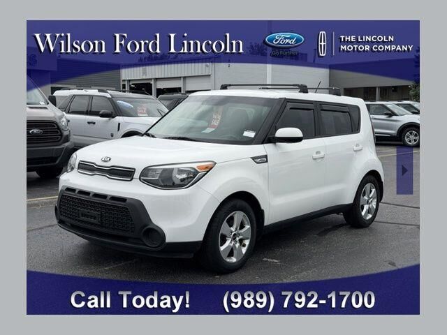 2017 Kia Soul Base — photo 1 of 26