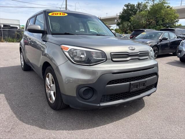 2019 Kia Soul Base — photo 1 of 13