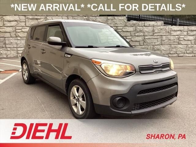 2017 Kia Soul Base — photo 1 of 11
