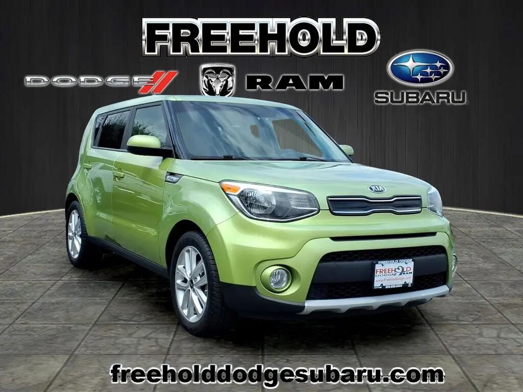 2019 Kia Soul + — photo 1 of 40