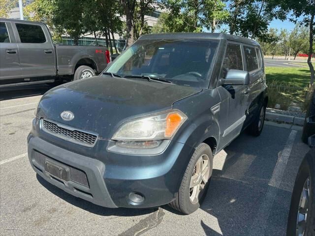 2011 Kia Soul + — photo 1 of 9