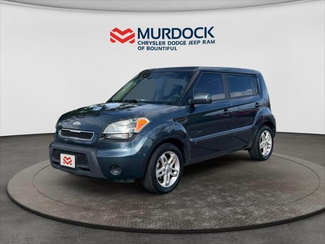 2011 Kia Soul +