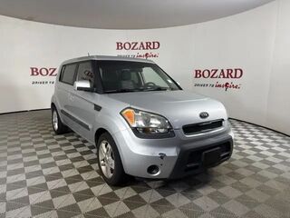 2010 Kia Soul +