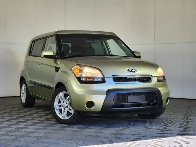 2010 Kia Soul + — photo 1 of 26