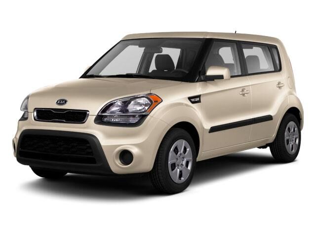2013 Kia Soul + — photo 1 of 13