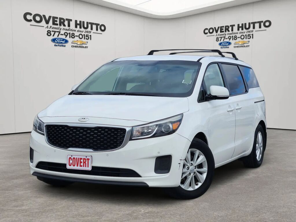 2018 Kia Sedona LX — photo 1 of 13