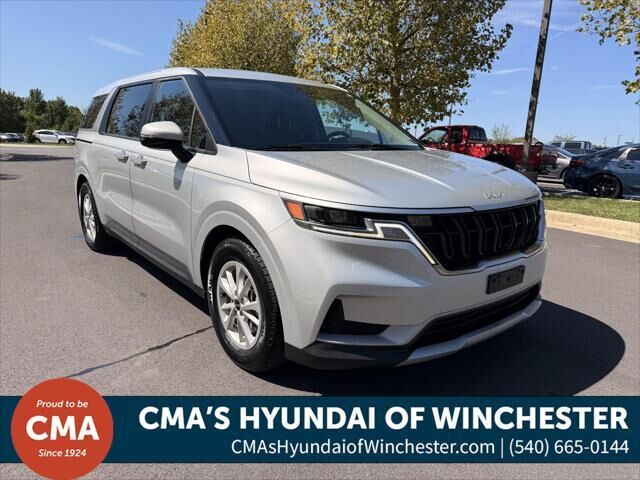 2023 Kia Carnival LX