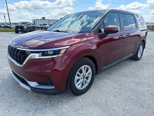 2023 Kia Carnival LX