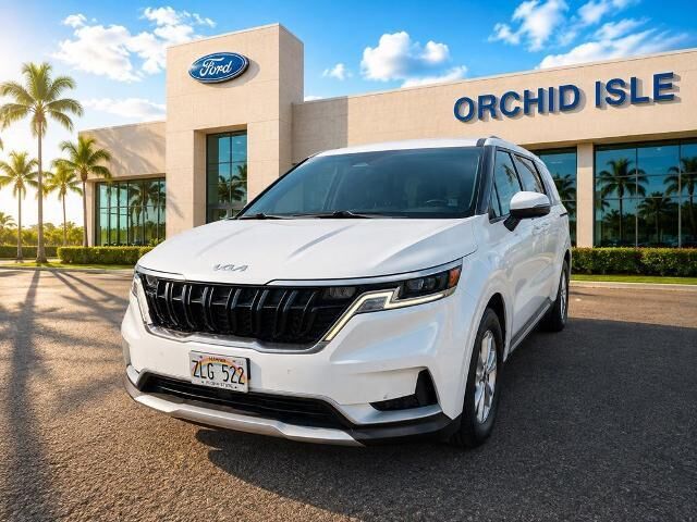 2023 Kia Carnival LX