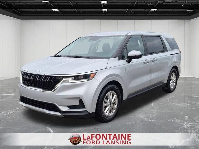 2023 Kia Carnival LX