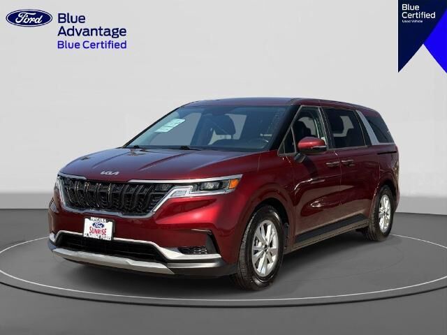 2023 Kia Carnival LX