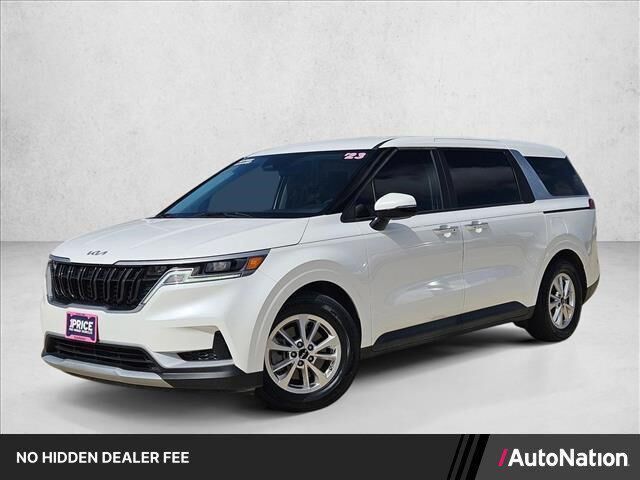 2023 Kia Carnival LX
