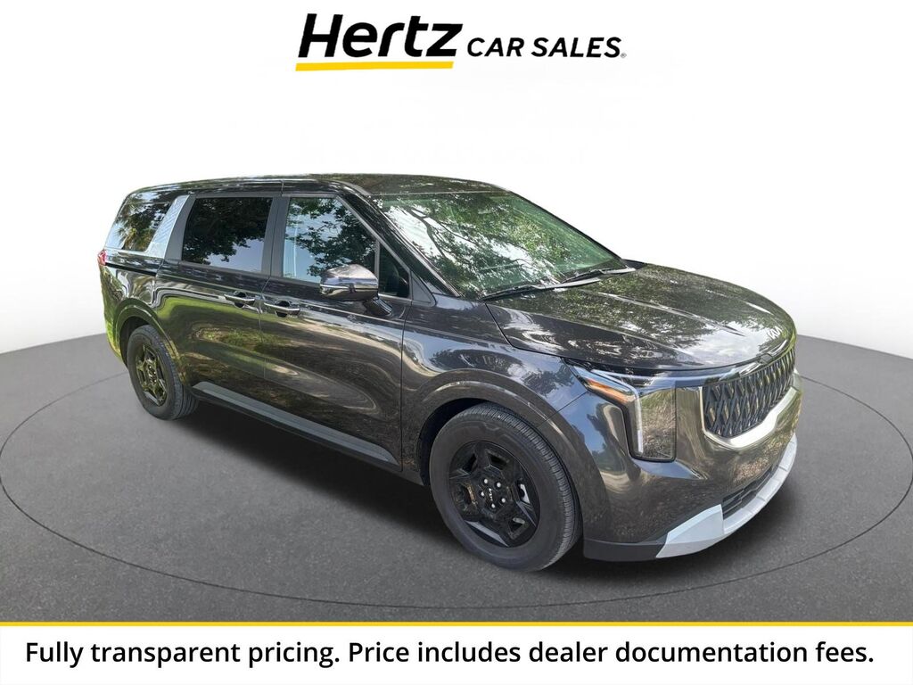 2026 Kia Carnival LXS — photo 1 of 13