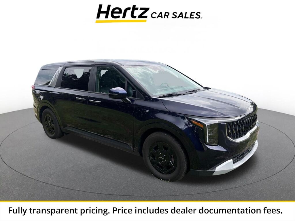 2026 Kia Carnival LXS — photo 1 of 13