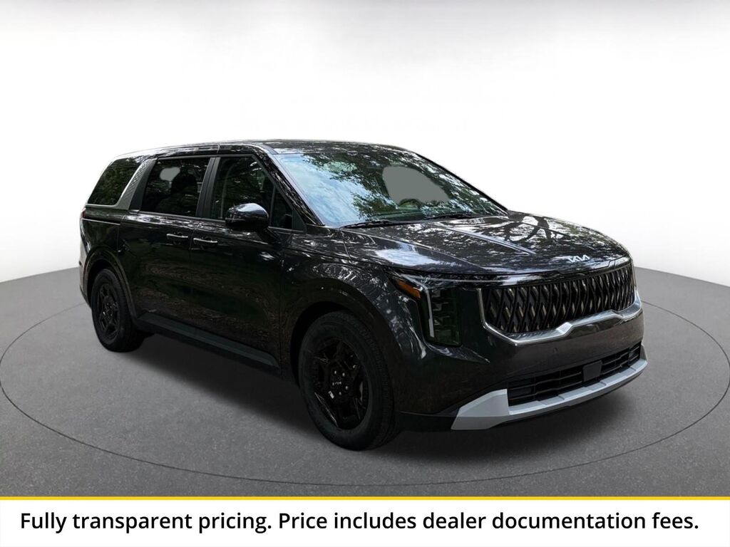 2026 Kia Carnival LXS — photo 1 of 13