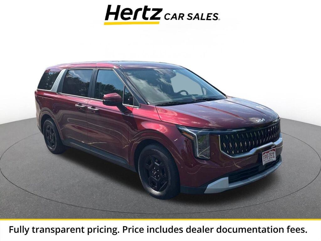 2026 Kia Carnival LXS — photo 1 of 13